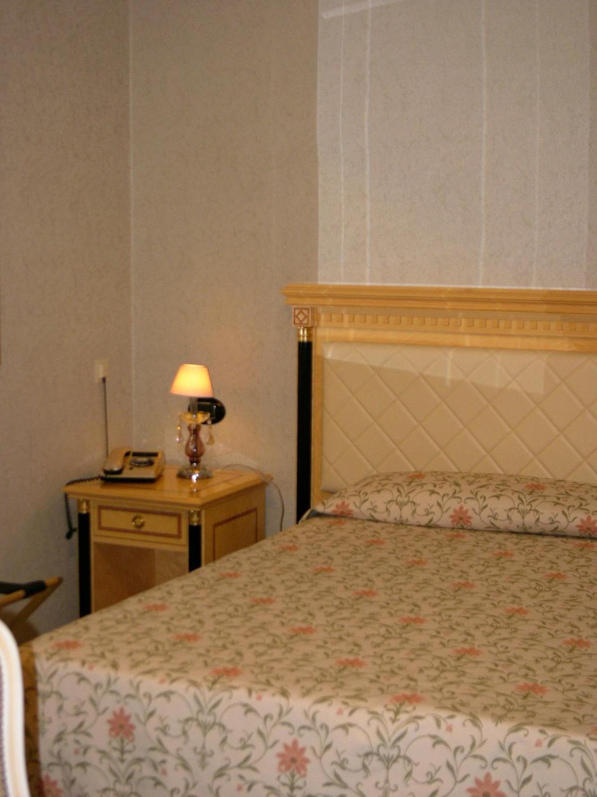 Hotel Lido Deiva Marina Bagian luar foto