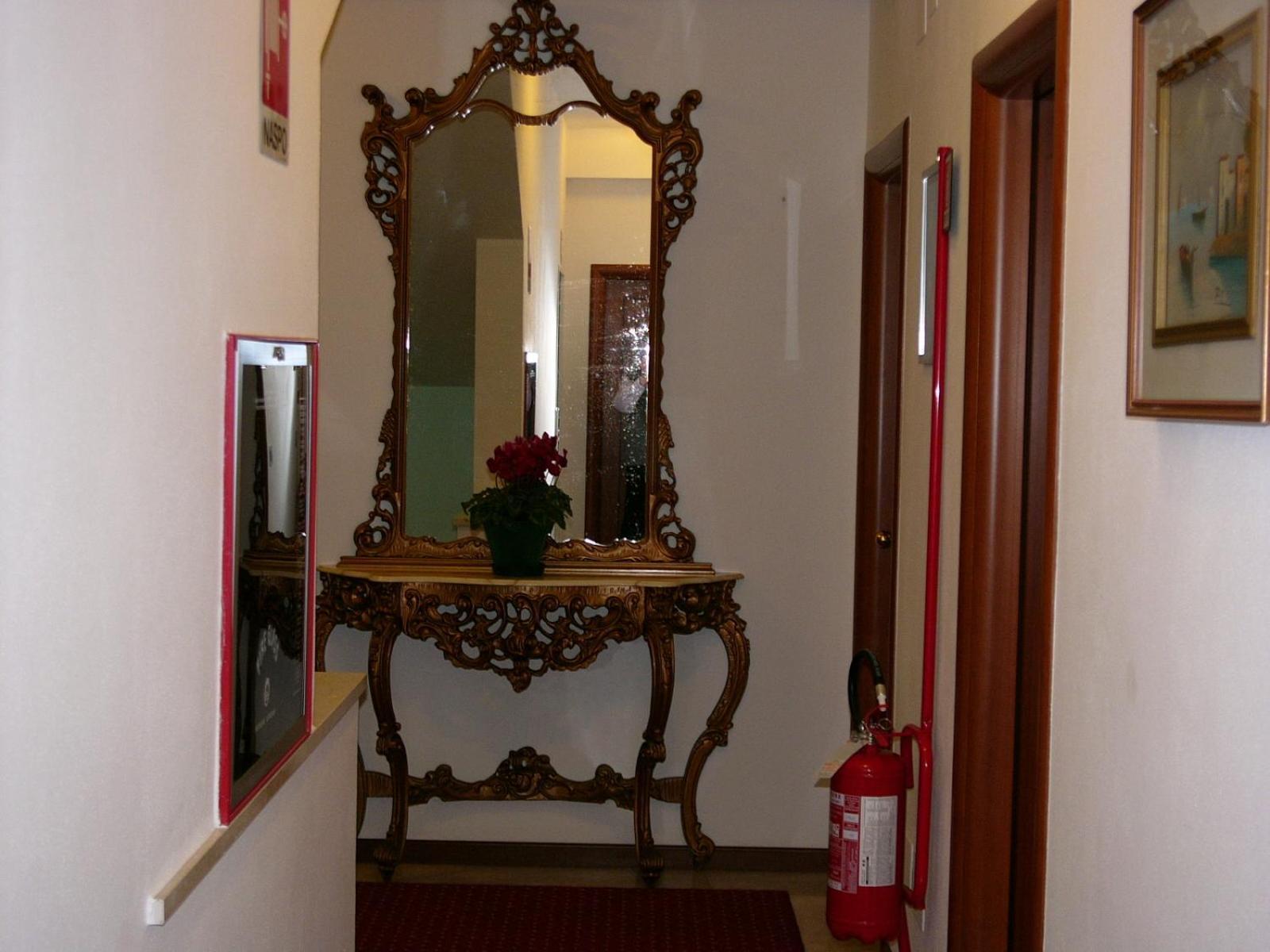 Hotel Lido Deiva Marina Bagian luar foto