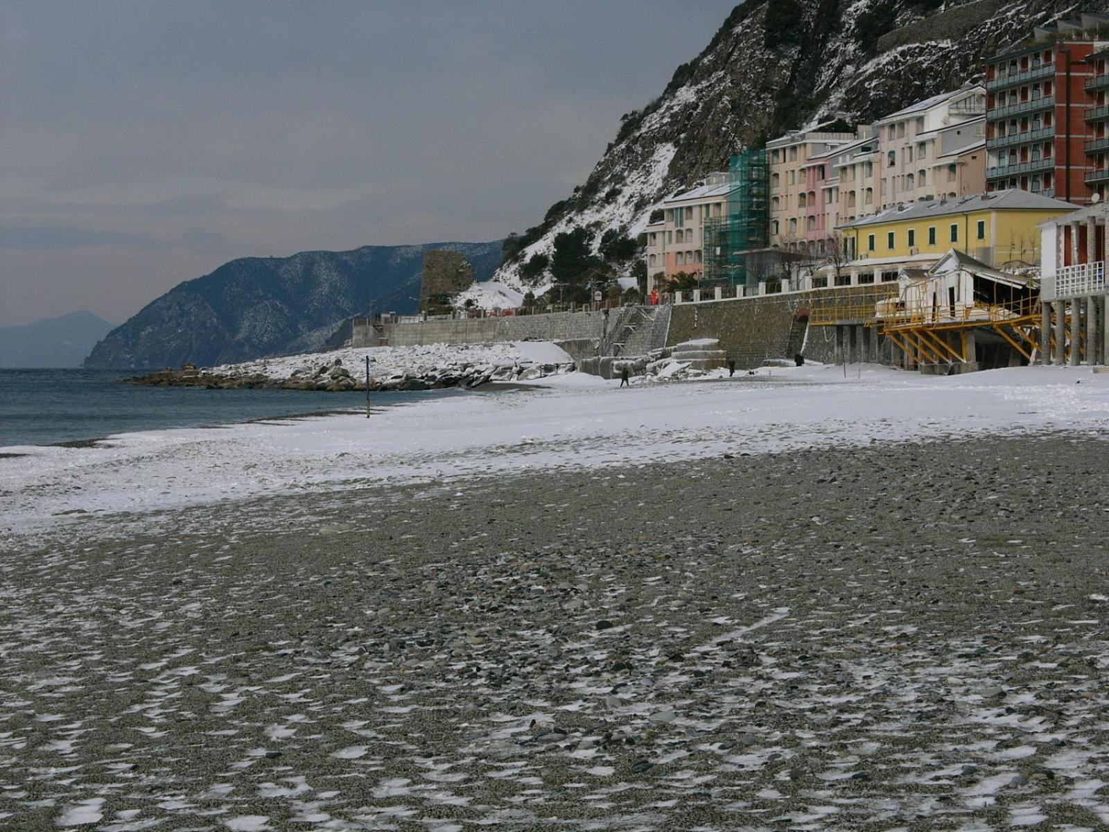 Hotel Lido Deiva Marina Bagian luar foto