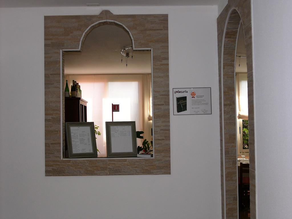 Hotel Lido Deiva Marina Bagian luar foto